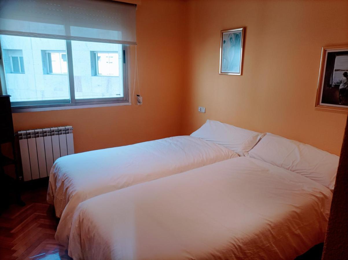 Apartamento La Torre Oviedo Exterior foto